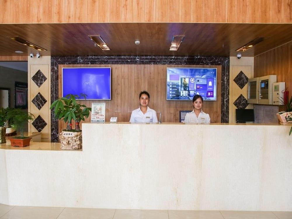 Greentree Inn Jiangsu Zhenjiang Dingmao Industrial Park Wode Square Express Hotel Eksteriør billede