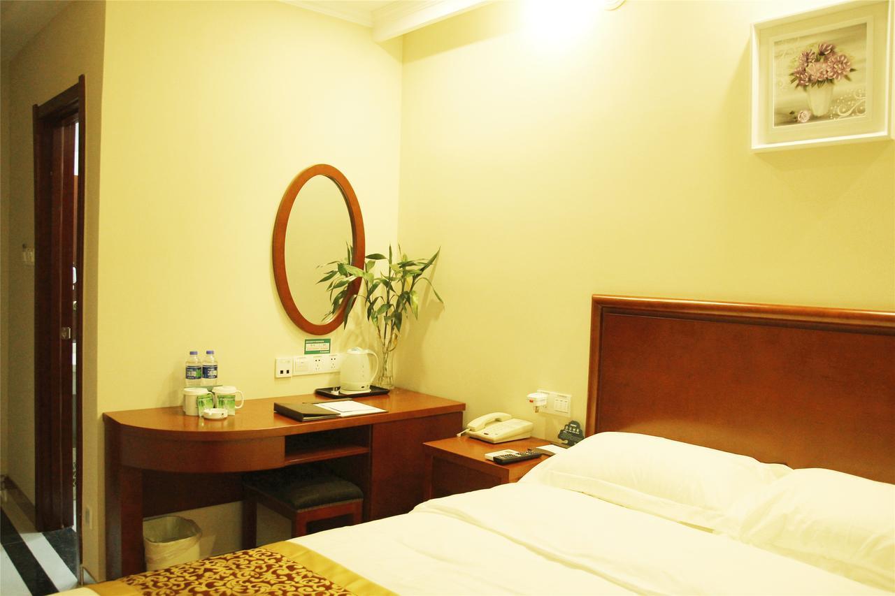Greentree Inn Jiangsu Zhenjiang Dingmao Industrial Park Wode Square Express Hotel Eksteriør billede
