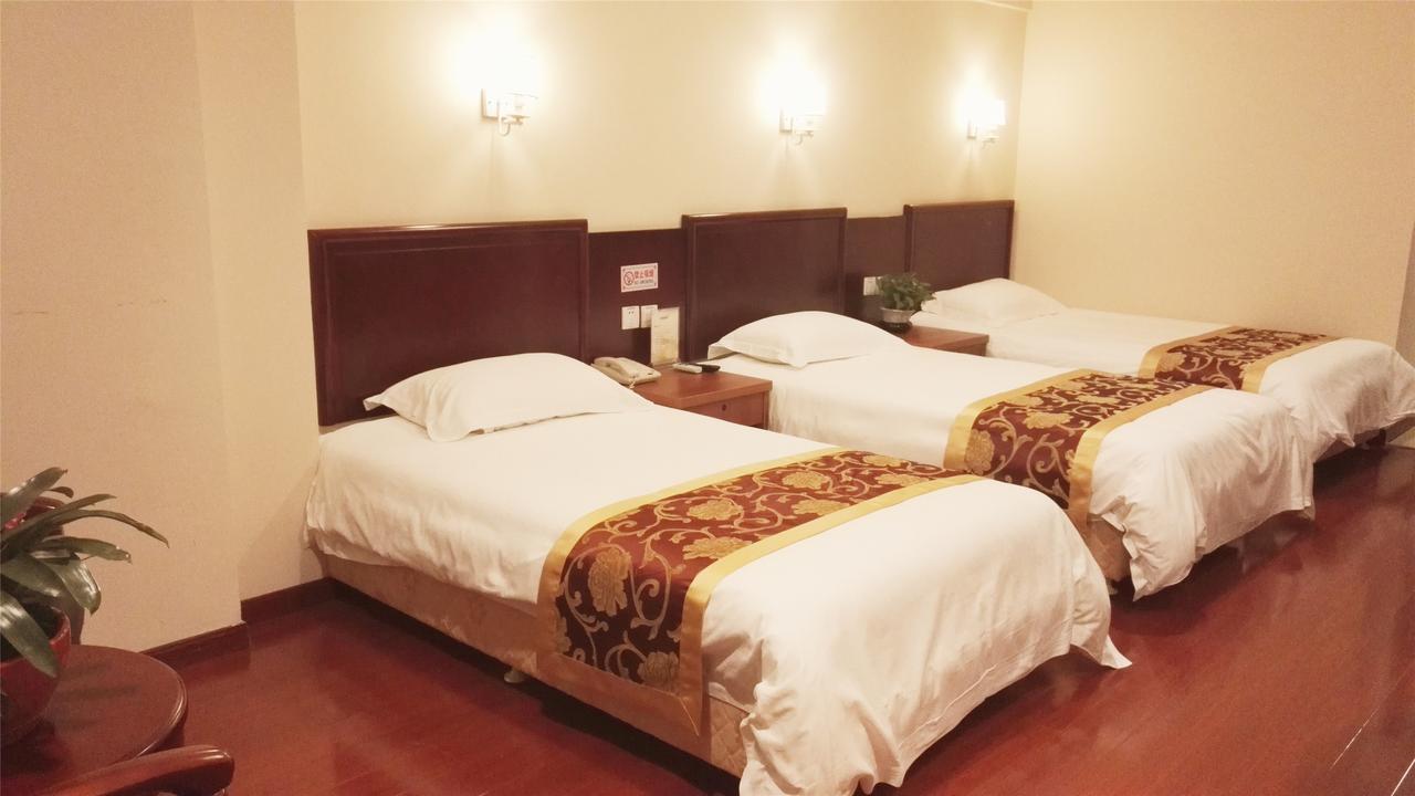 Greentree Inn Jiangsu Zhenjiang Dingmao Industrial Park Wode Square Express Hotel Eksteriør billede